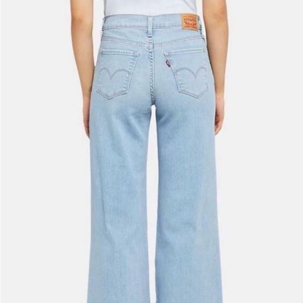 Levi's 318 shaping jeans Light Blue Wide Leg Jeans